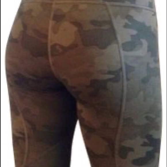 Lululemon “Speed Up Crop Leggings” - Picture 2 of 7